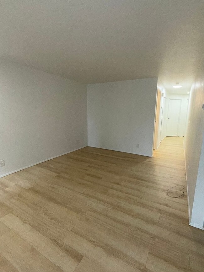 Photo - Viking Suites