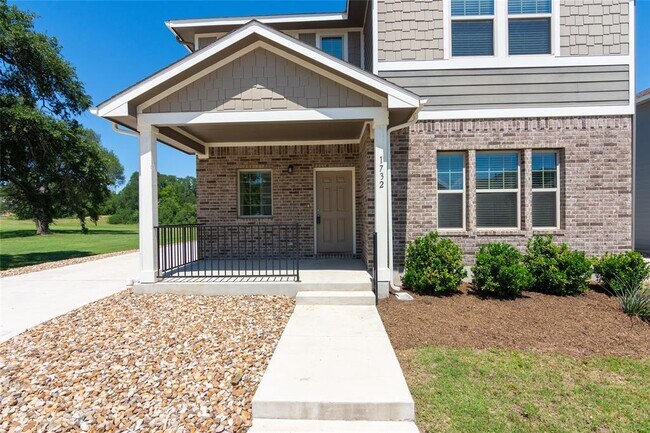 Photo - 1732 Lakota Ln
