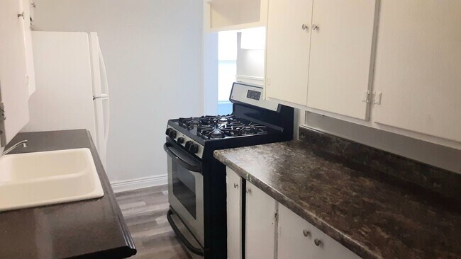 Photo - 312 Frances Terrace Unit 1