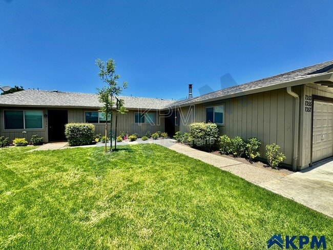Building Photo - 7355 Kelley Dr