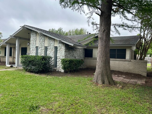 Photo - Interested in this home? You clearly have exceptional taste!