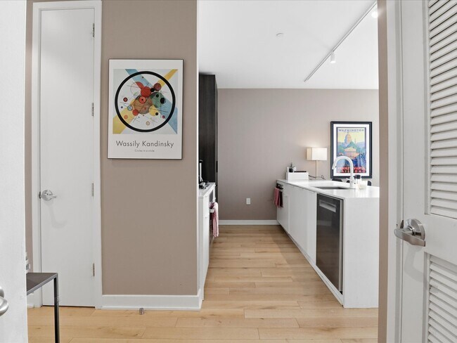 Photo - 1923 9th St NW