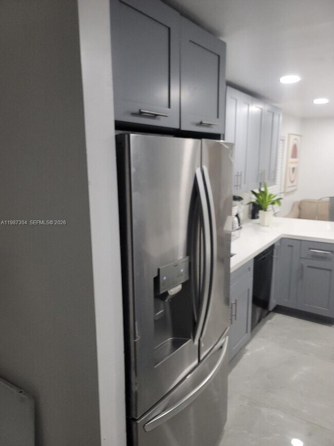 Photo - 512 NW 96th St Unidad A