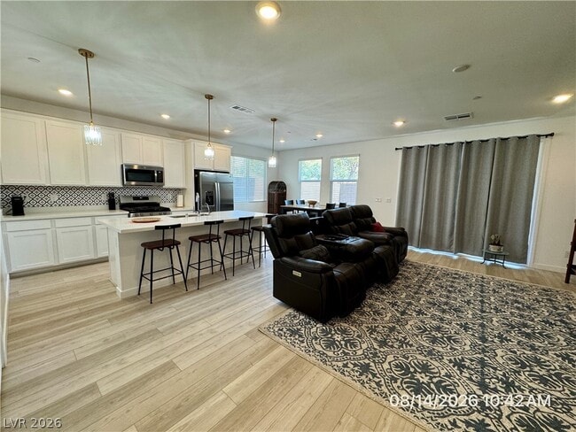 1742 Strada Nathan