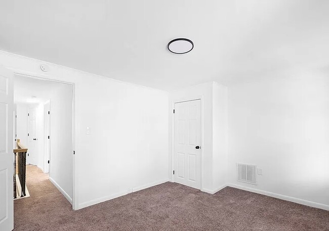 Photo - 310 S Claymont St