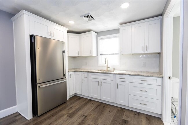 141 Stanton Ave Unit 2