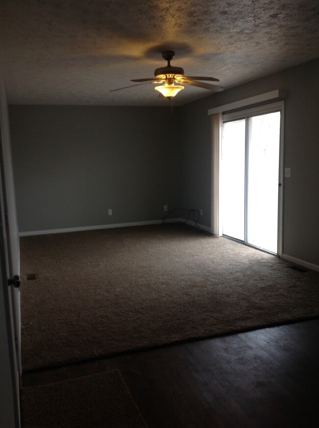 Photo - Southside 3 Bedroom with Fenced Yard!