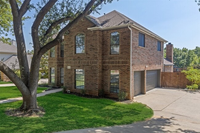 Photo - 2601 Kimberly Dr