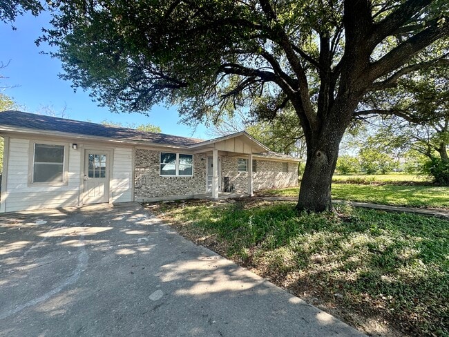 Photo - 206 Elizabeth St