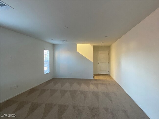 Photo - 4948 Quest Tribe St