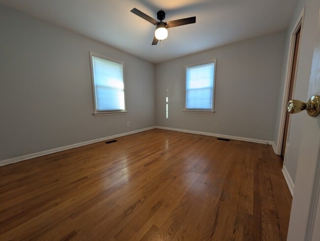 Photo - 6138 Village Hwy