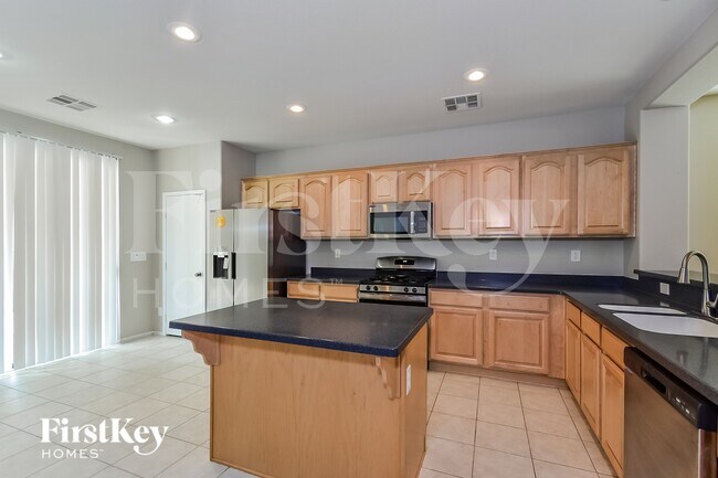 452 Redruth Dr