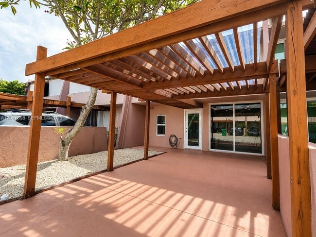 Photo - 14124 SW Kendale Lakes Cir