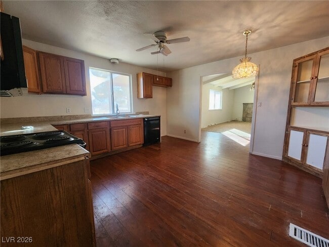 Photo - 2640 Tough Girl Rd