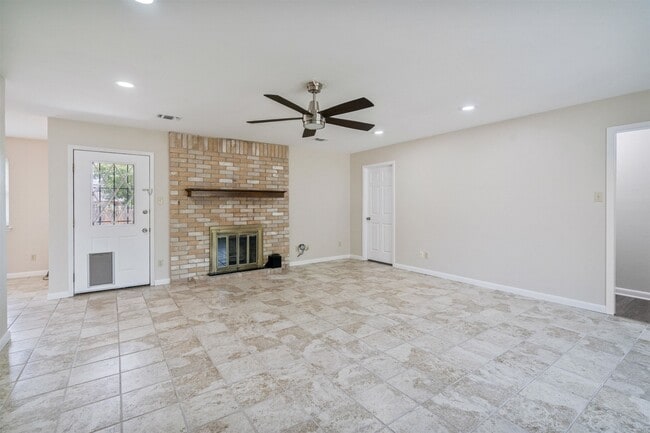 212 Medicine Bow Trail