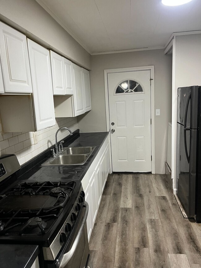 Photo - 394 Avenue A