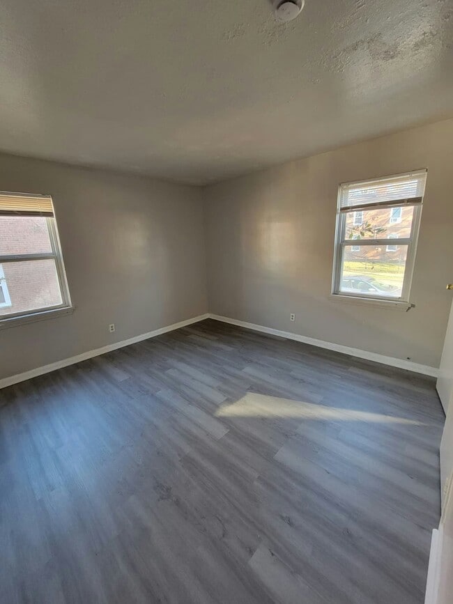 Photo - 1500 Luxor Rd Unit 205