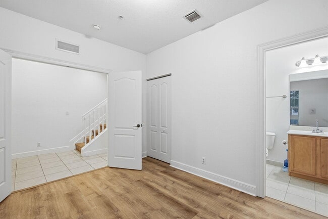 Photo - 531 S Federal Hwy