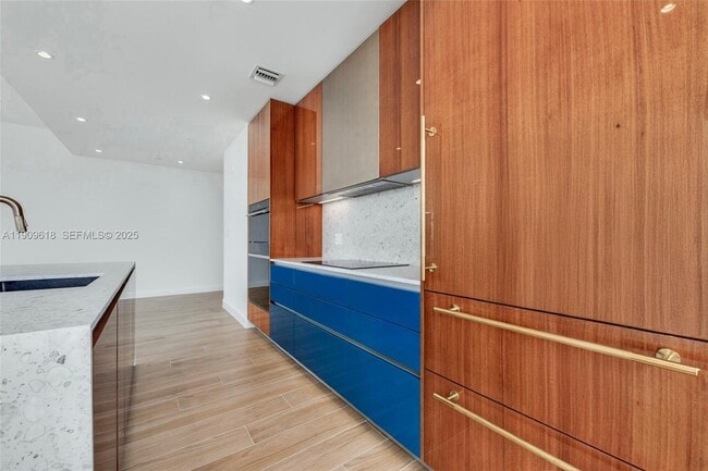 Photo - 2678 Tigertail Ave Unit 1501