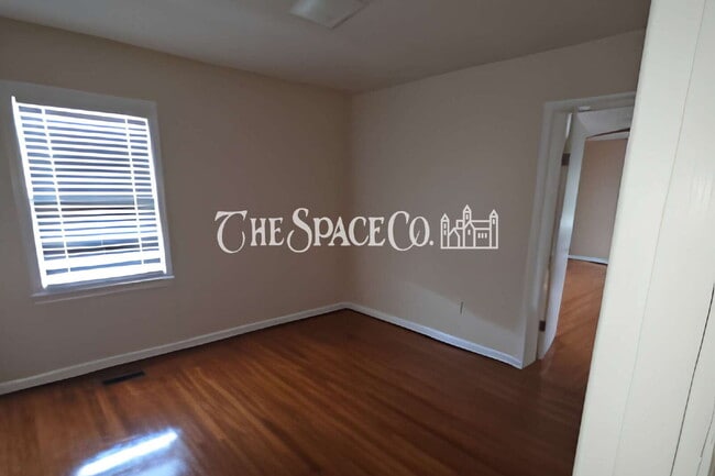 Photo - 1144 Crull Dr