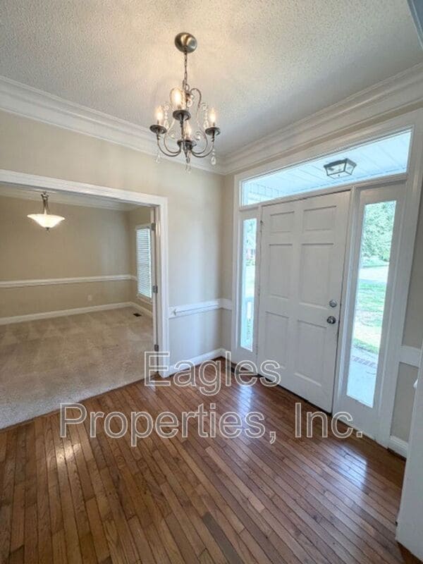 Photo - 242 N Marion Dr