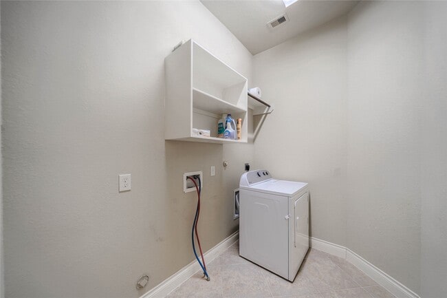 Building Photo - 13509 Silent Walk Dr