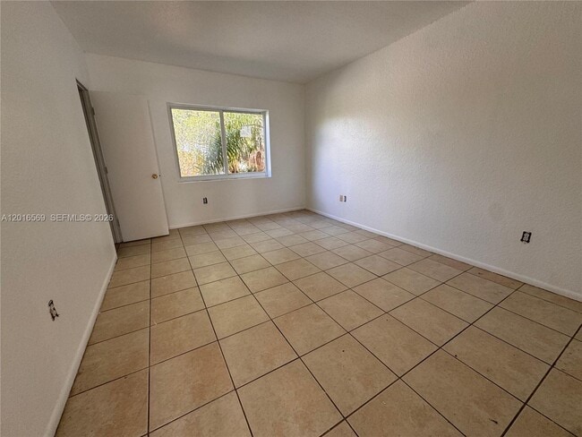 Photo - 8301 NW 5th Ave