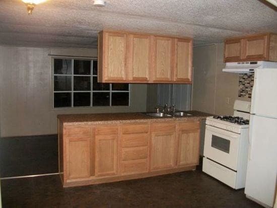 Photo - 135 Belmont St