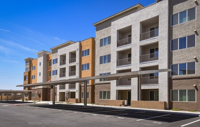 Suncrest Vista at Canyon Trails 55+ Apartments