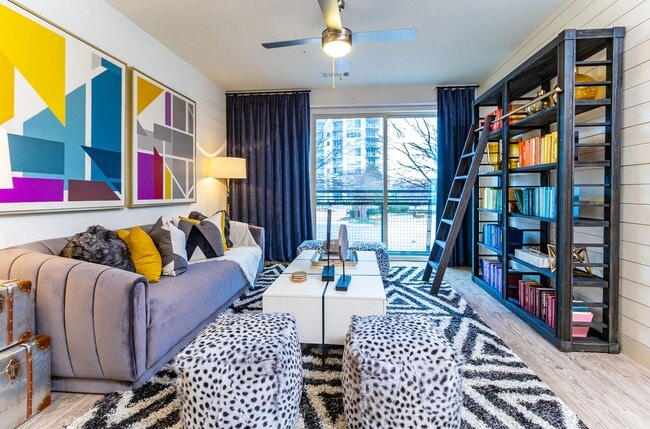 Photo - Cortland at Phipps Plaza