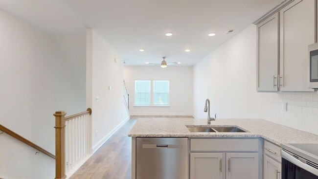 Photo - 3108 Butler Hl Dr