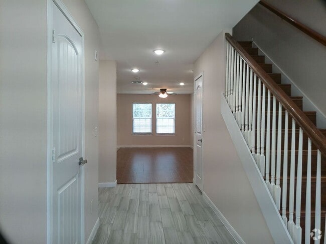 Building Photo - 22262 Adams St Rental