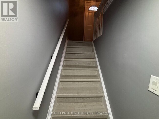 Photo - 308 Callaghan Crescent