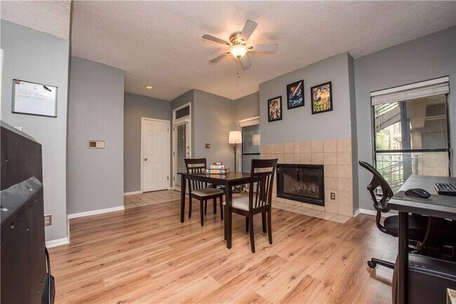 Photo - K613 - Robbins Place #210 Unit 210 - K613