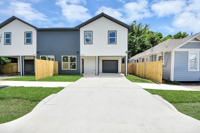 Photo - 2608 Campbell St