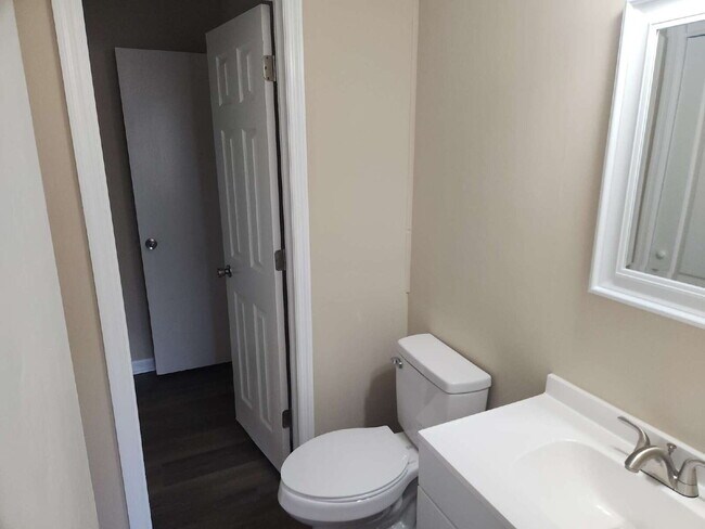 Photo - Two Bedroom Condo in Walking Distance to Hilton Head Island Beaches! Unit J6