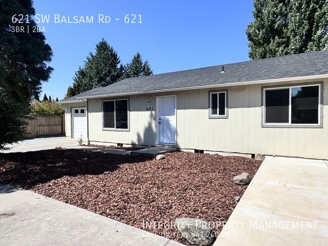 Photo - 621 SW Balsam Rd Unit 621