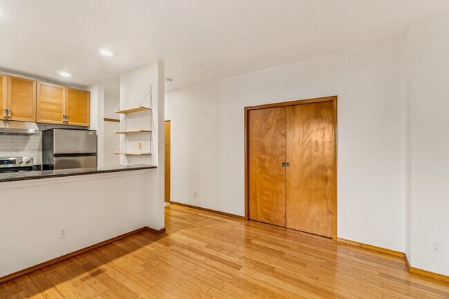 Photo - 1 Bedroom Apartment Next To Cal Anderson Park! *Utilities and Garage Parking Included!* Unit 103