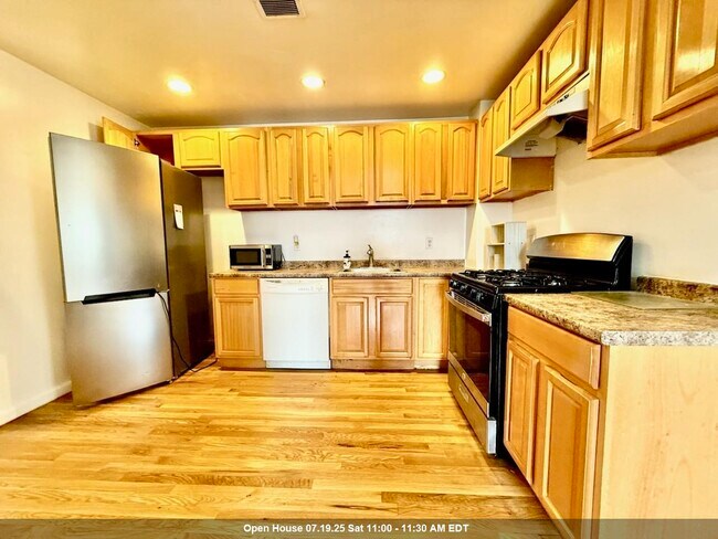 Photo - 63 Franklin St Condo Unit 2