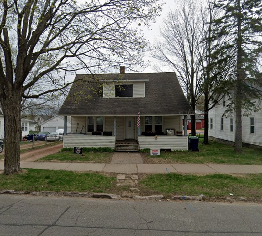 Spacious 4 Bedrooms! - Spacious 4 Bedrooms! House