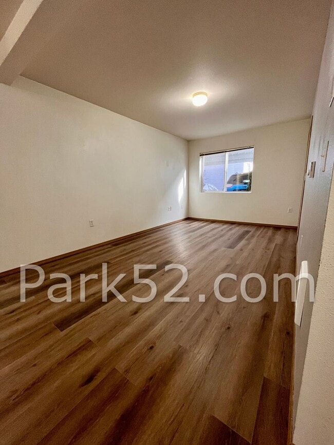 Photo - $300 Off First Full Month! 1 Bedroom 1 Bathroom - Ground Floor - Bonney Lake Condo - #D2 Unit #D2