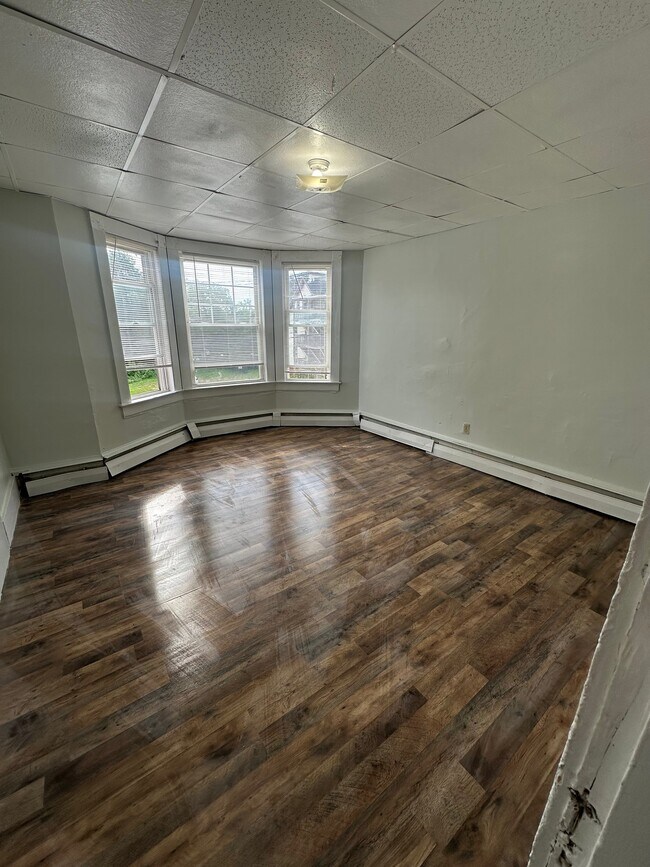 50 Knox St Unit 2