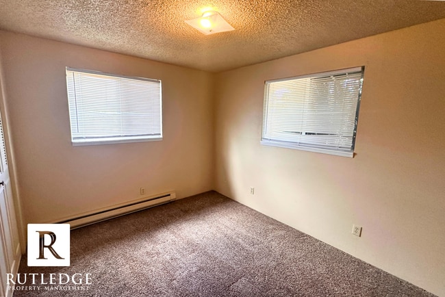 Photo - Charming Single Level Apartment in East Me...