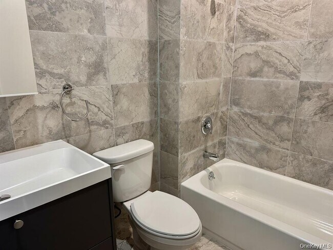 Photo - 362 W Merrick Rd Unit 207