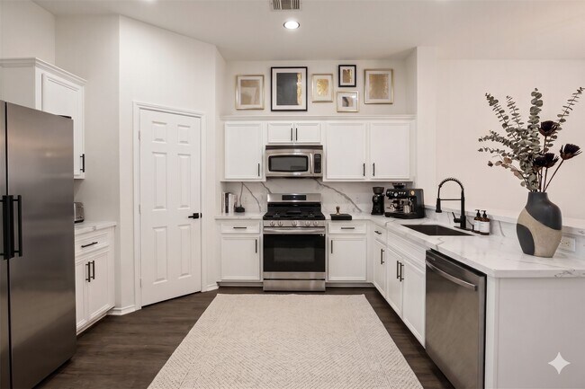 Photo - 1705 Stuart St