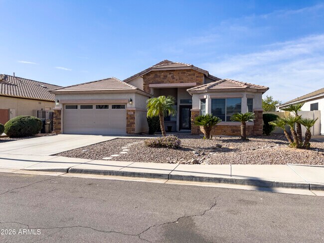 Building Photo - 1084 N Martingale Rd