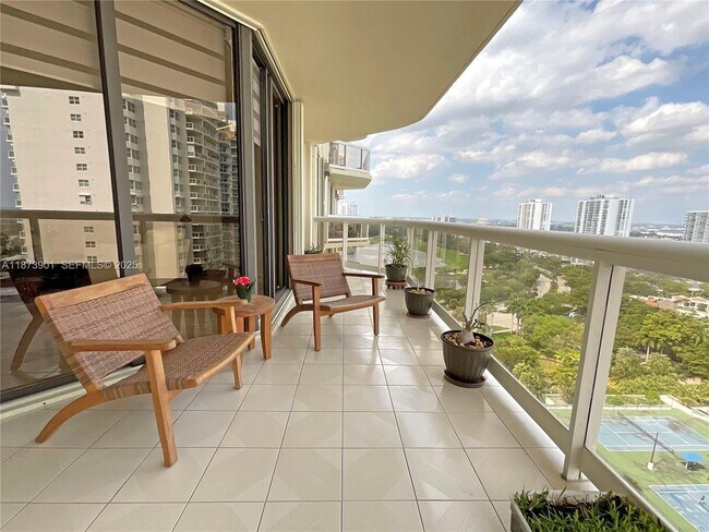 Photo - 20191 E Country Club Dr Unit 1903