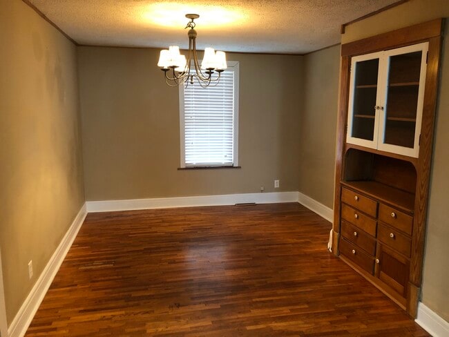 Dining Room with built in - 827 S 1st St