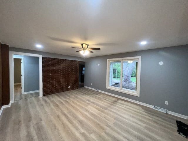 Photo - 1108 E 9th St