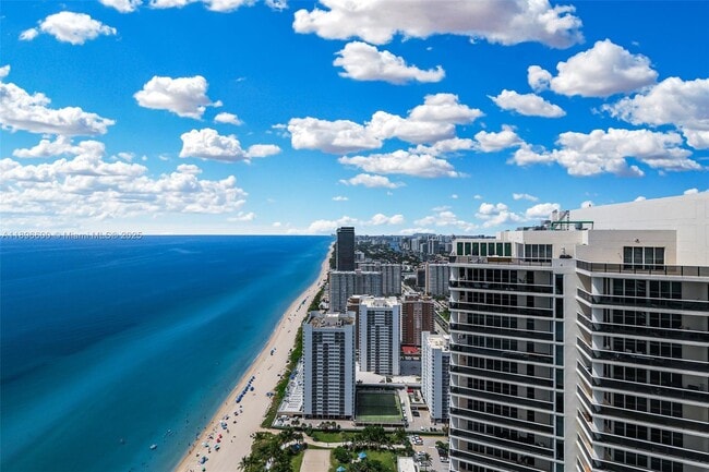 Building Photo - 1830 S Ocean Dr Unit 4604